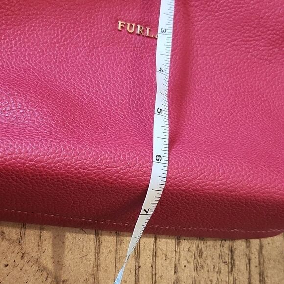 Red Furla leather hand bag or clutch new condition ❤️ - Picture 12 of 13